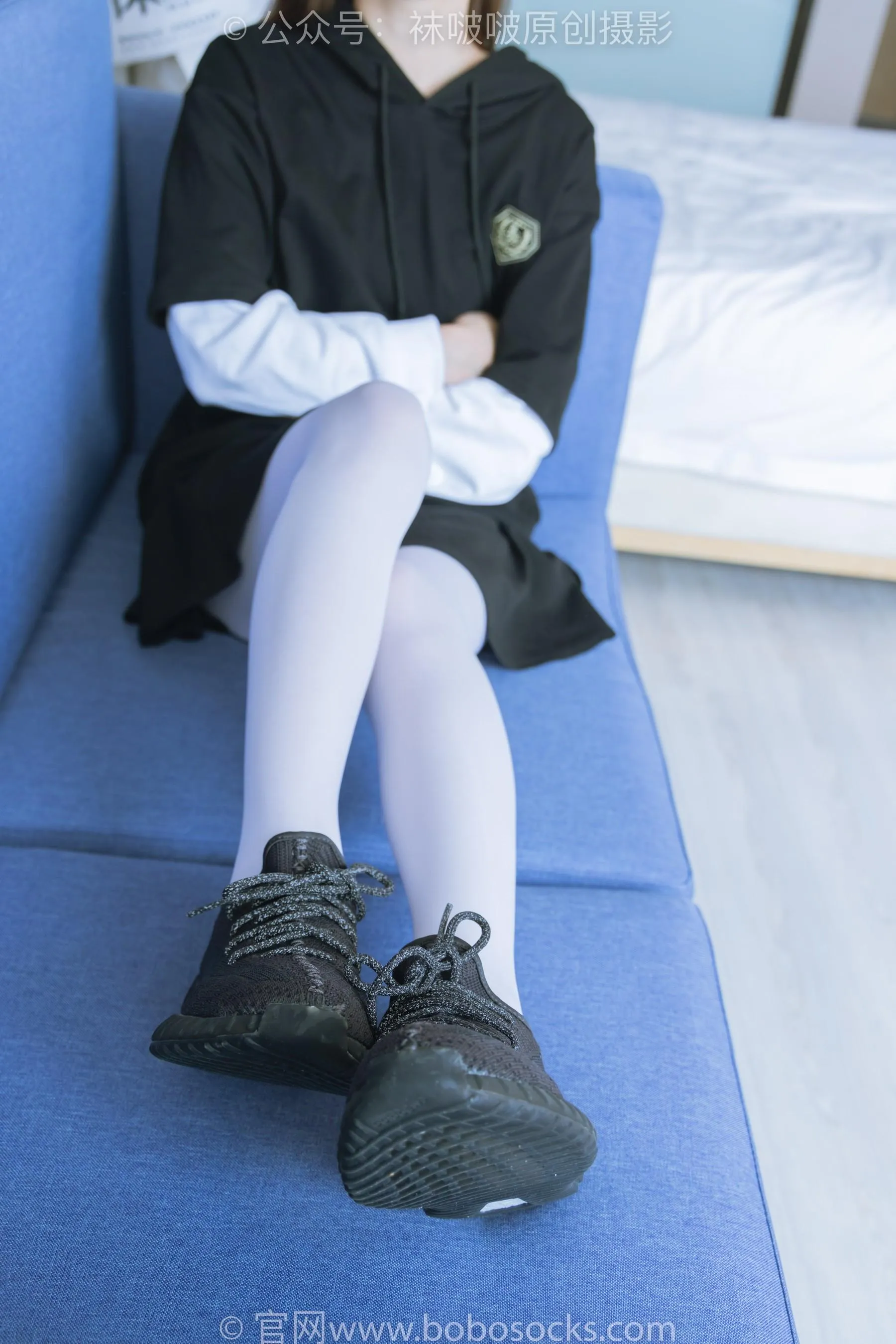 [BoBoSocks袜啵啵]NO.214 小沫-黑色运动鞋、厚白丝 [89P]插图7